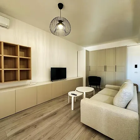 Neo 5 - Chic & Cozy - Private Parking Appartamento *