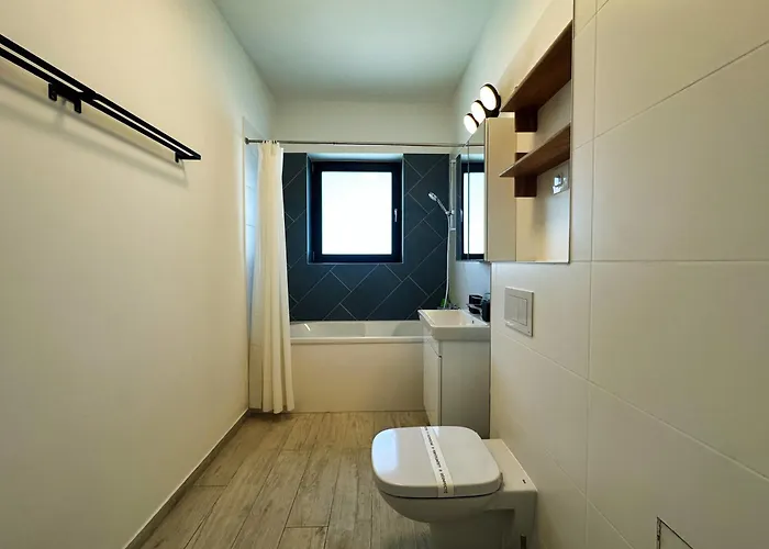 Neo 5 - Chic & Cozy - Private Parking Apartment Timisoara