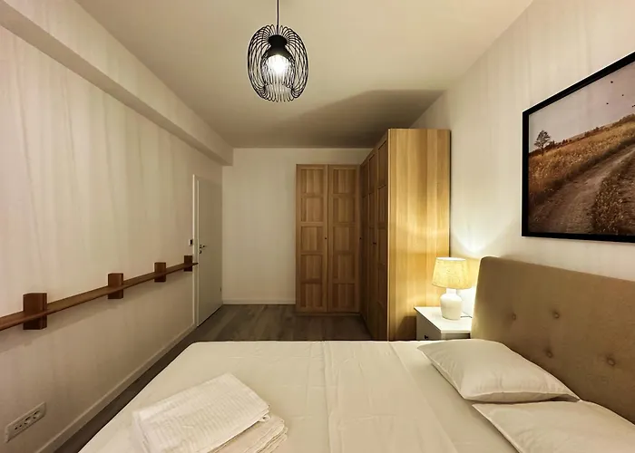 Neo 5 - Chic & Cozy - Private Parking Appartamento