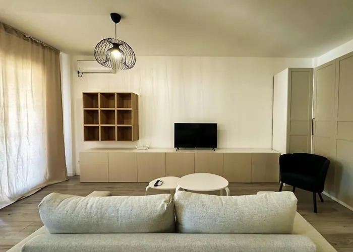 Neo 5 - Chic & Cozy - Private Parking Apartment Timisoara