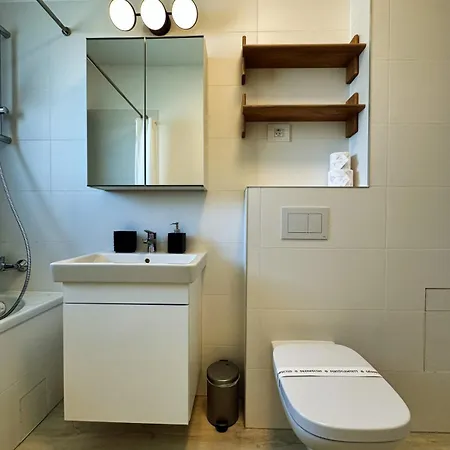 Apartament Neo 5 - Chic & Cozy - Private Parking